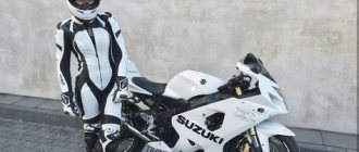 Мотоцикл Suzuki GSX-R600 фото